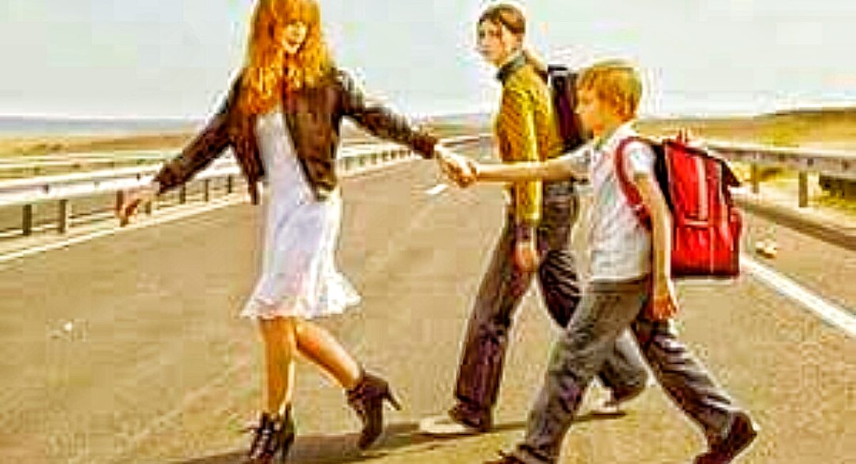 home-Isabelle-Huppert